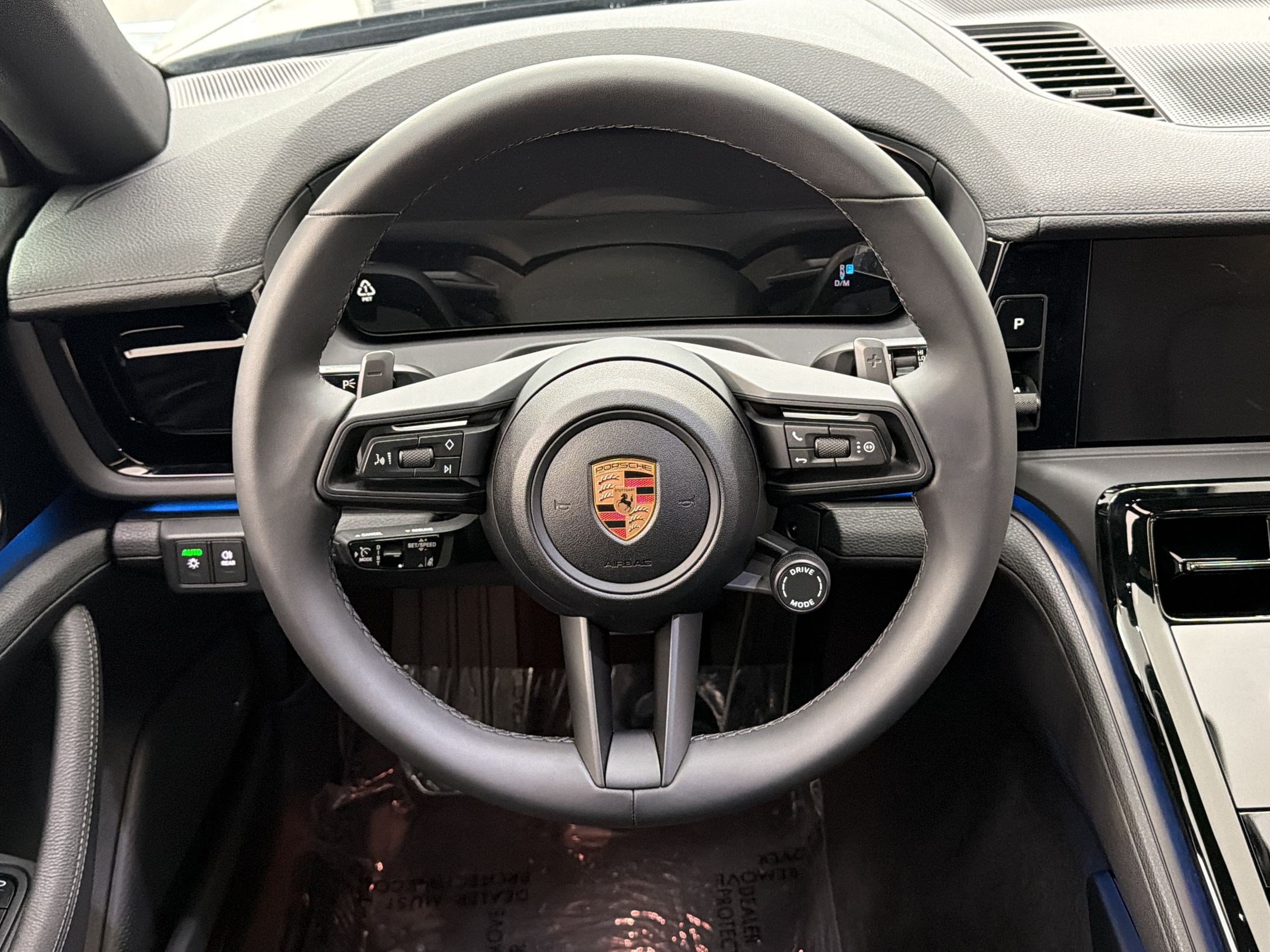 New 2026 Porsche Panamera 4 AWD/4WD image 11