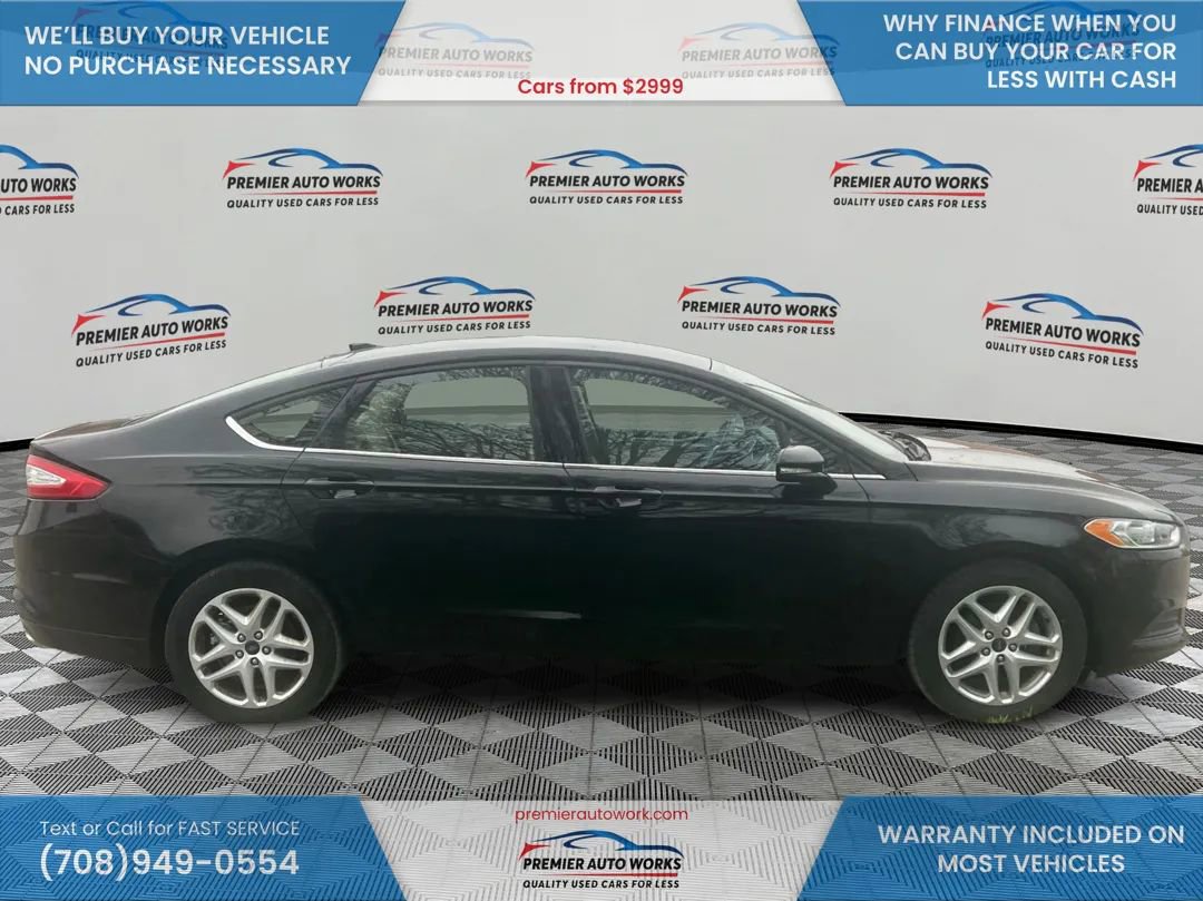 Used 2016 Ford Fusion SE image 8