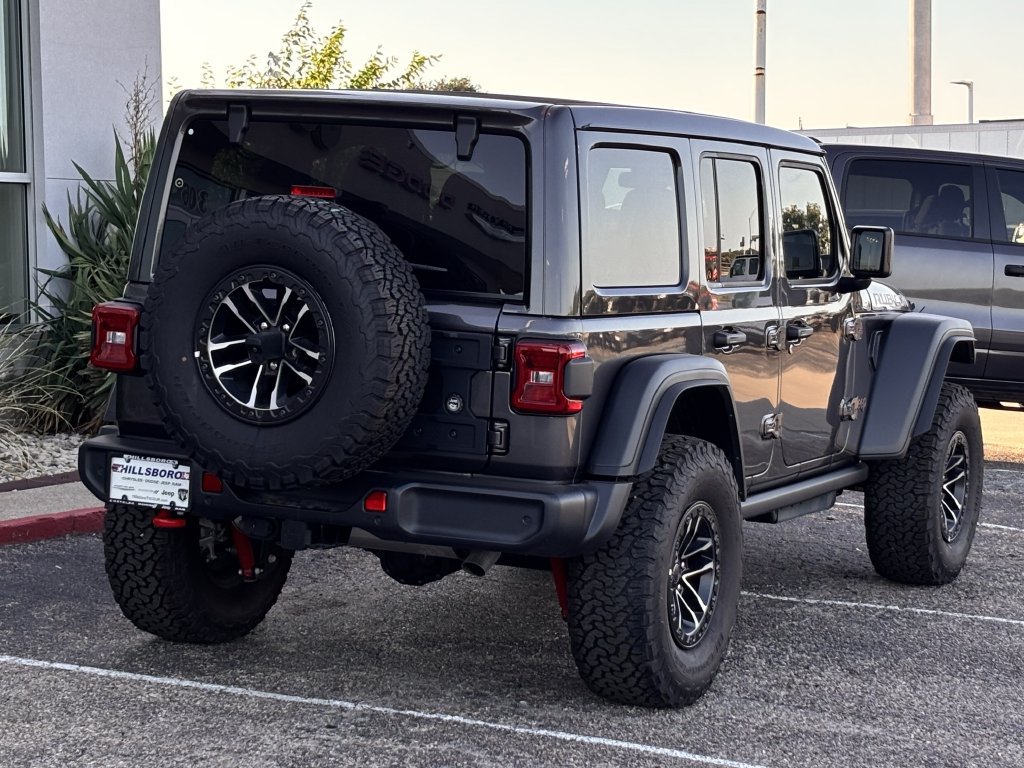 New 2026 Jeep Wrangler Unlimited Rubicon w/ Xtreme 35 Tire Package AWD/4WD image 4