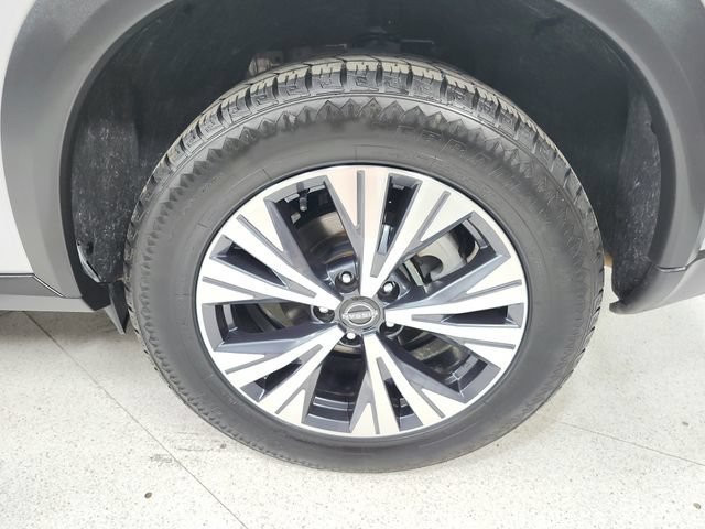 Used 2023 Nissan Rogue SV FWD image 46