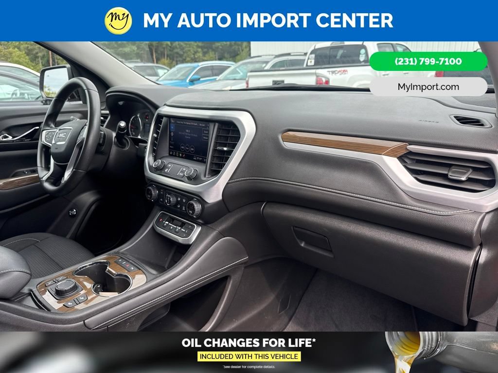 Used 2023 GMC Acadia SLE w/ Driver Convenience Package FWD image 31