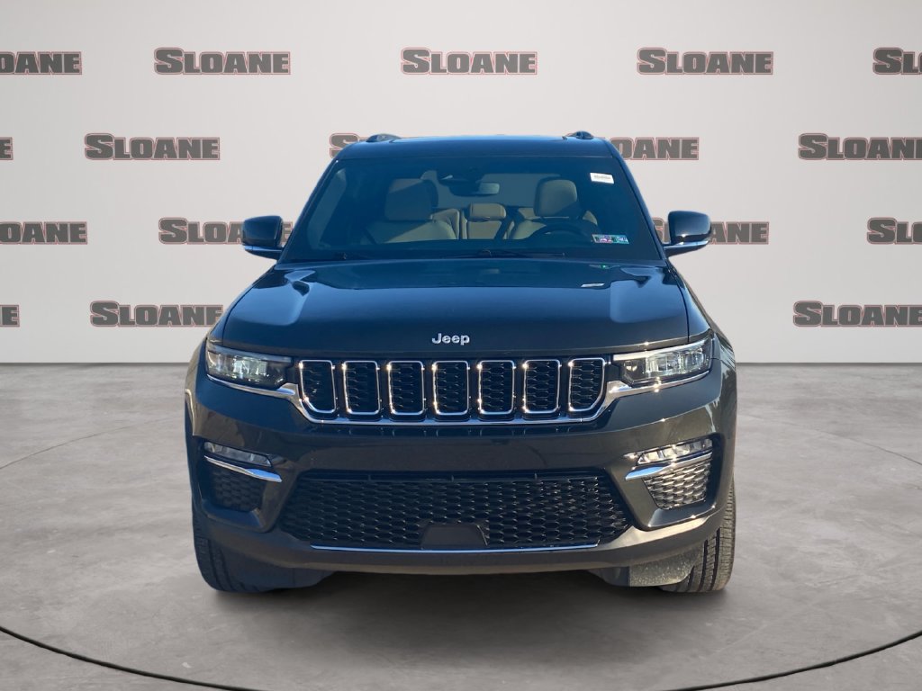 Used 2024 Jeep Grand Cherokee Limited AWD/4WD image 8