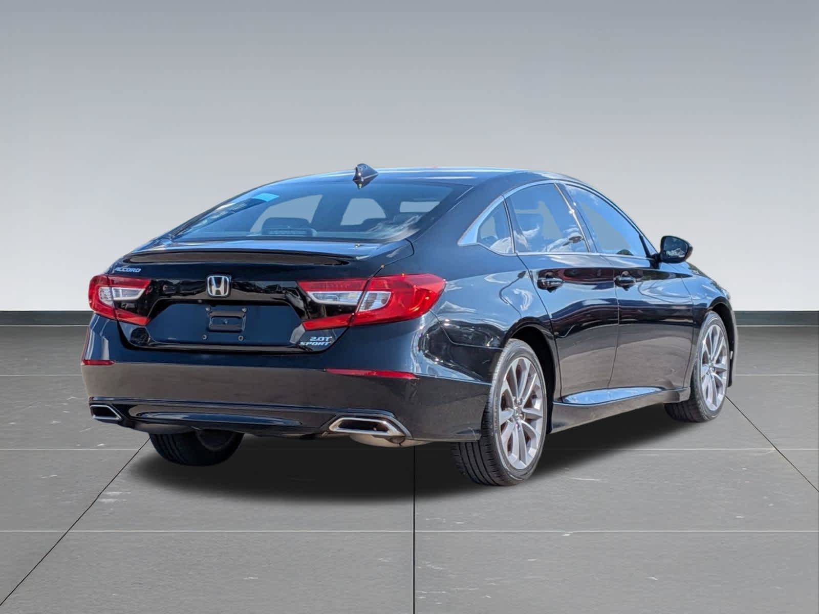 Used 2018 Honda Accord Sport image 5