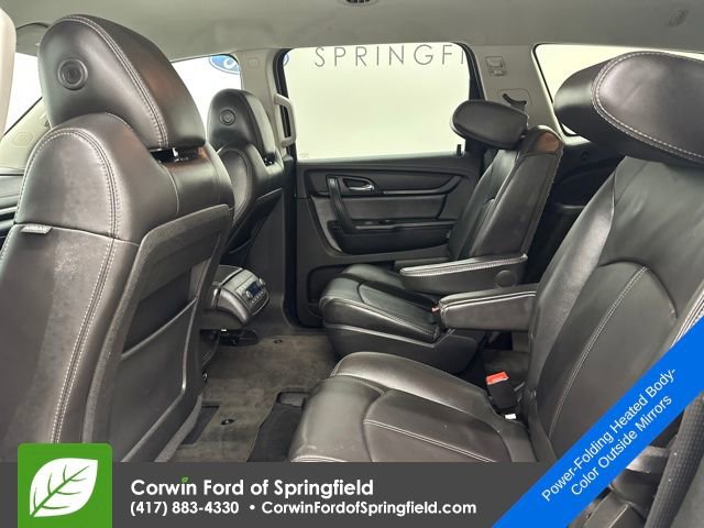 Used 2017 Chevrolet Traverse LT image 18