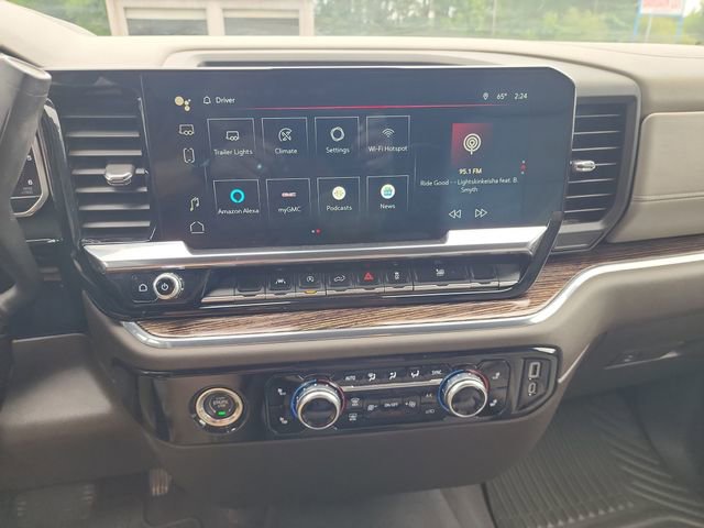 Used 2024 GMC Sierra 1500 SLE AWD/4WD image 18