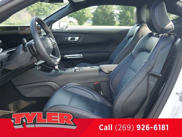Used 2025 Ford Mustang GT Premium w/ California Special Package RWD image 33