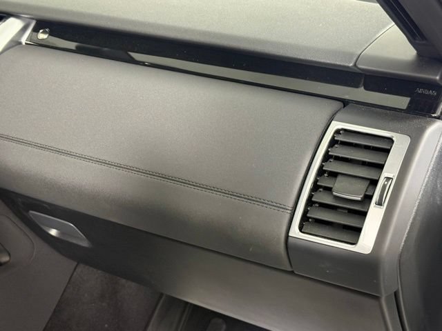 Certified 2025 Land Rover Discovery S AWD/4WD image 32