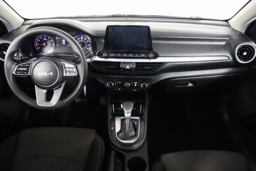 Used 2022 Kia Forte LXS FWD image 6