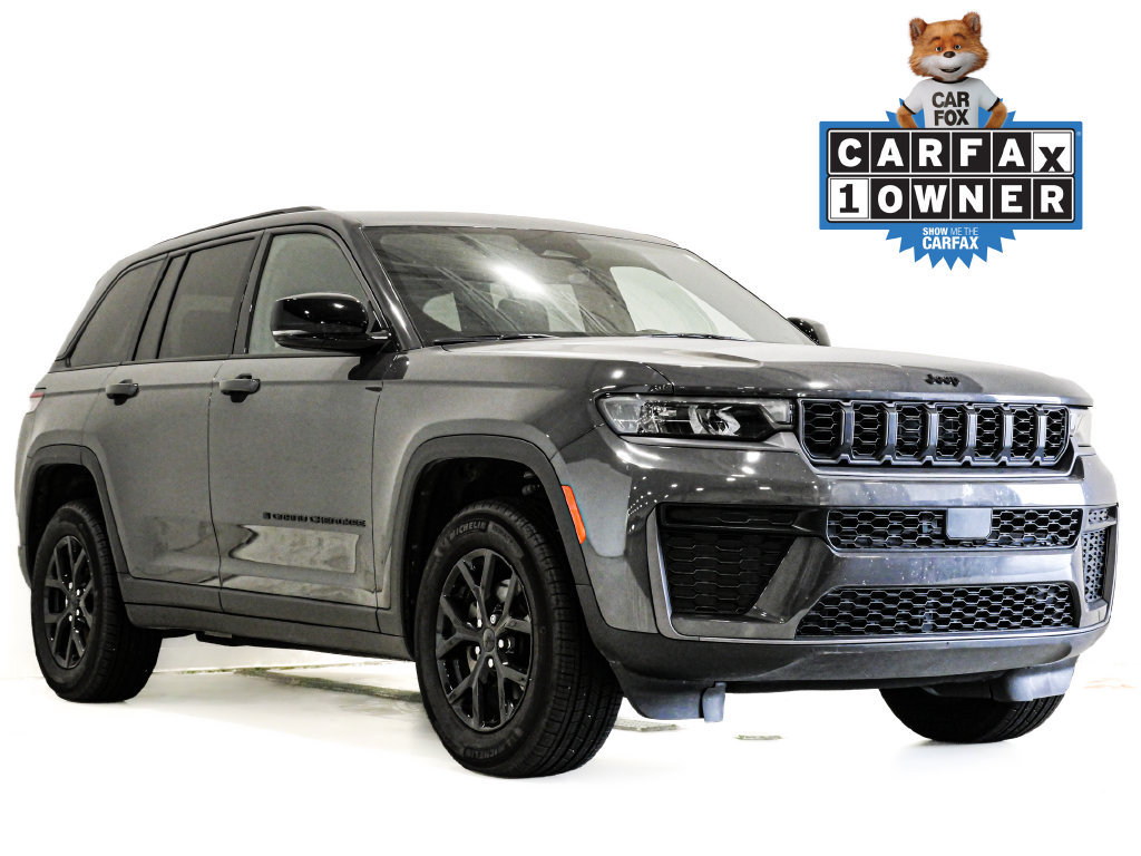 Used 2026 Jeep Grand Cherokee Altitude AWD/4WD image 1