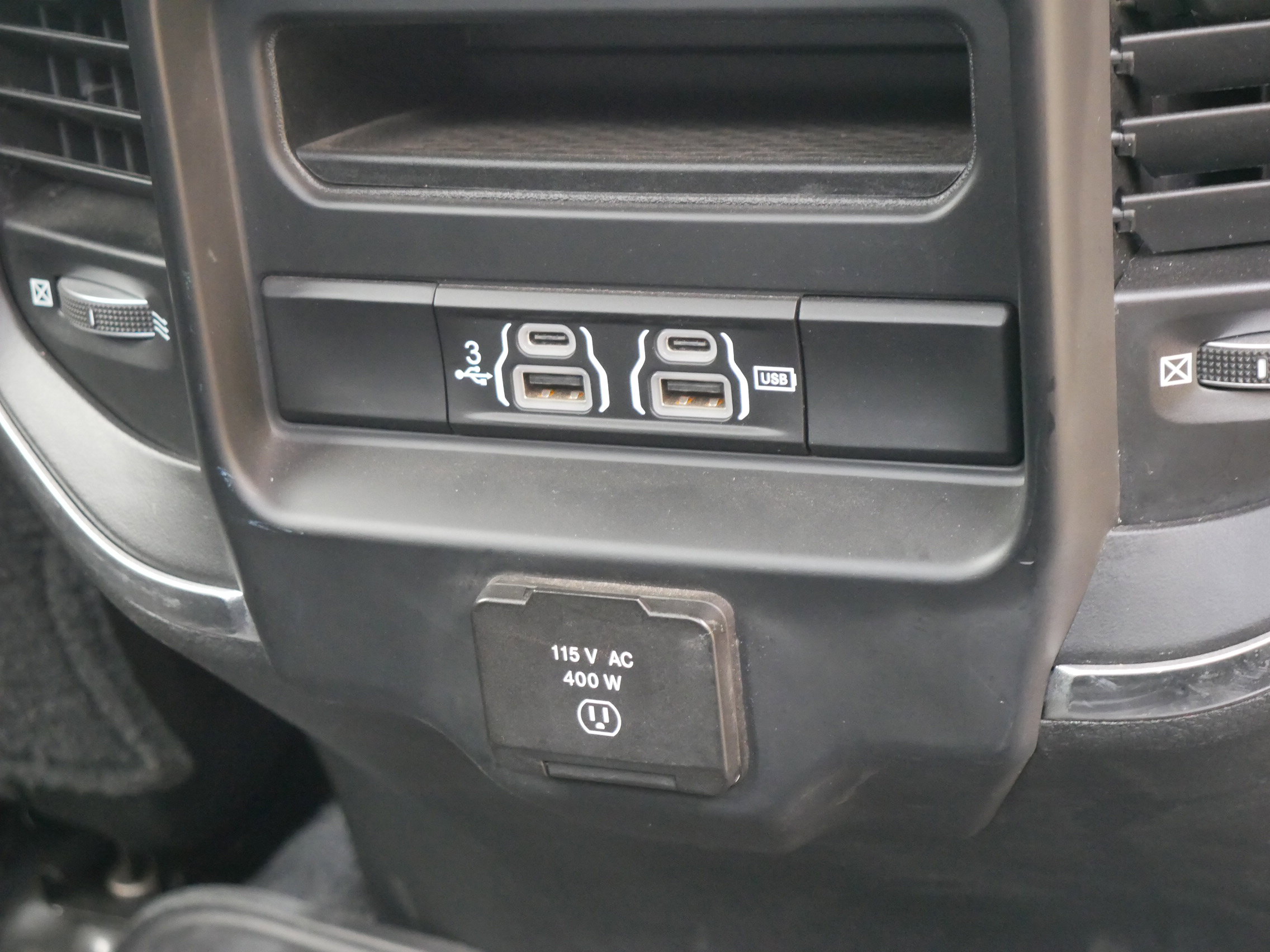 Used 2019 RAM 2500 Laramie image 34