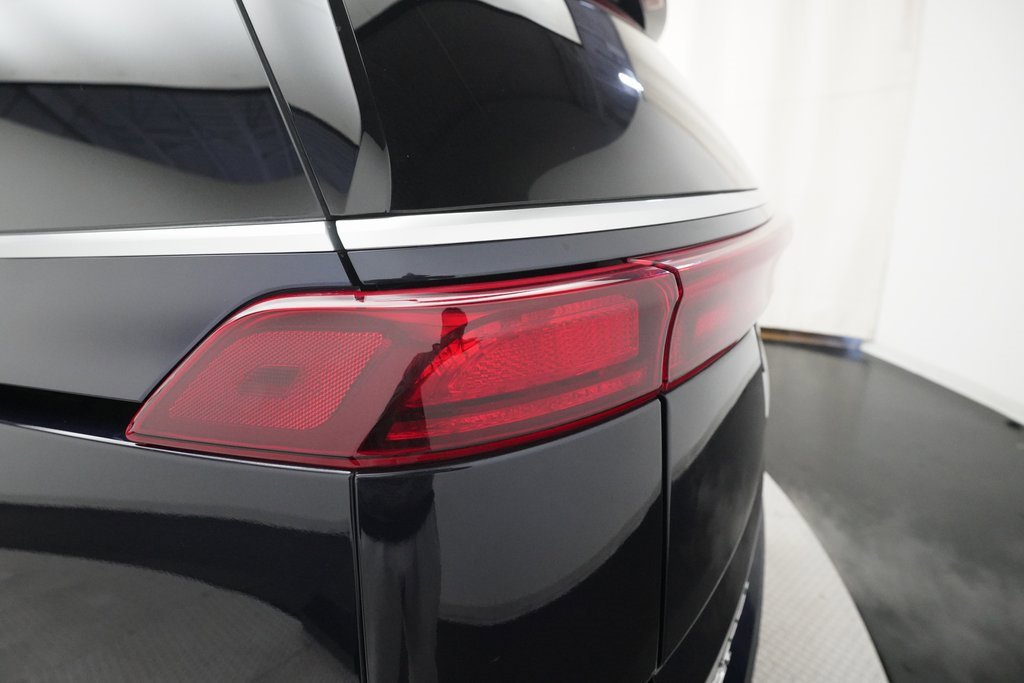 Certified 2024 Kia Carnival LX image 32