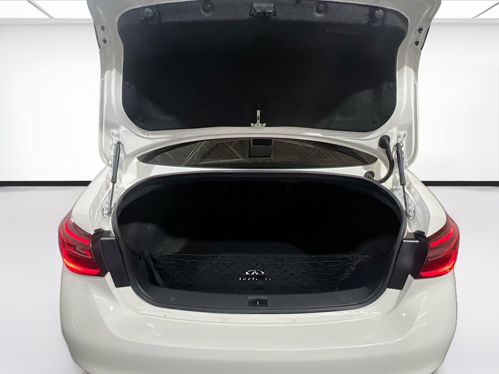 Used 2021 INFINITI Q50 Pure w/ Cargo Package RWD image 18