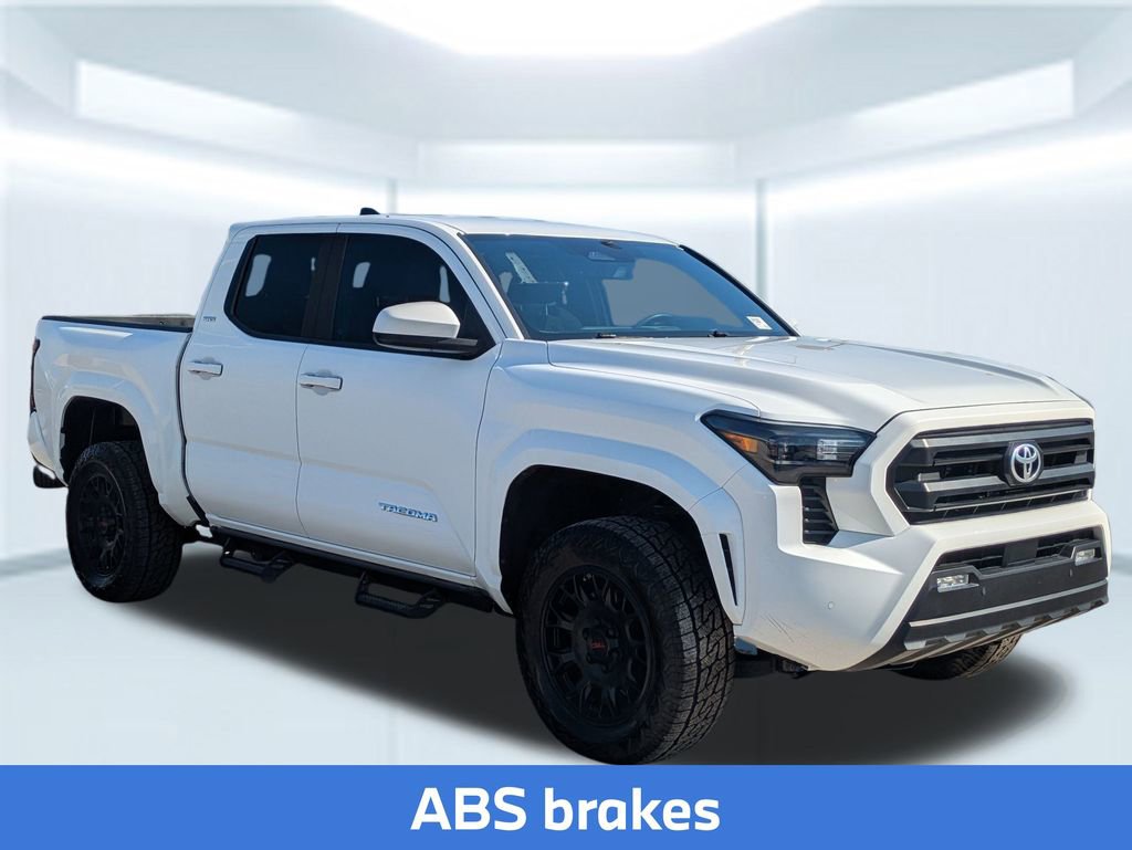 Used 2024 Toyota Tacoma SR5 image 9