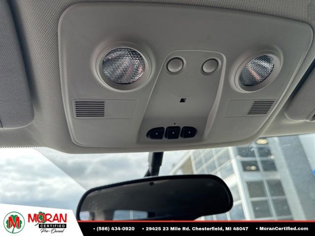 Used 2017 Chevrolet Traverse LT FWD image 22