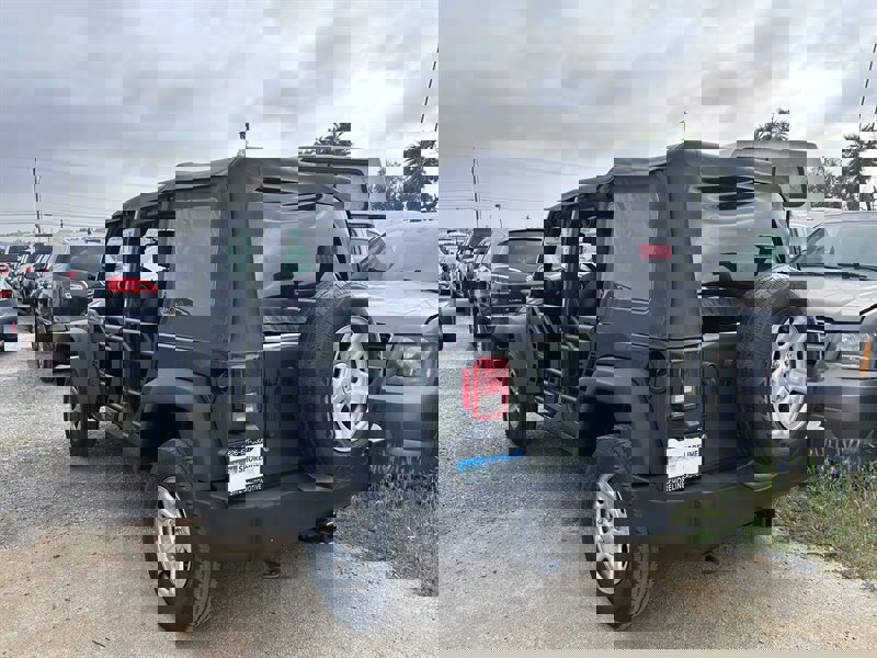 Used 2015 Jeep Wrangler Unlimited Sport w/ Trailer Tow Group image 3