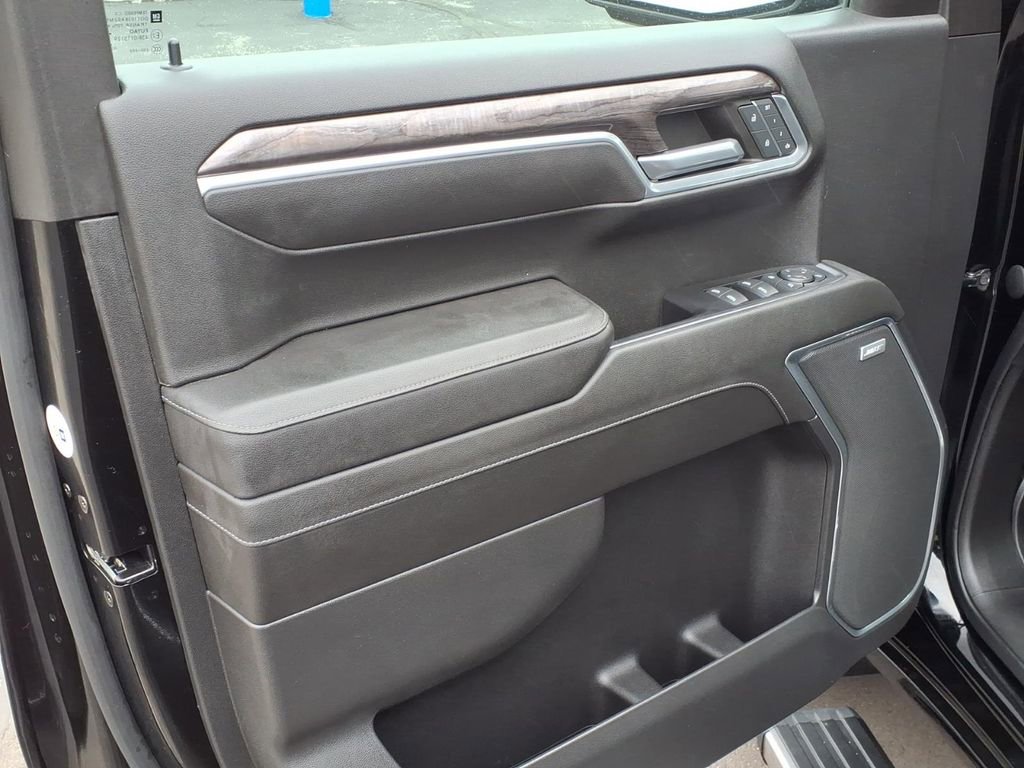 Certified 2022 Chevrolet Silverado 1500 LTZ w/ Technology Package image 5