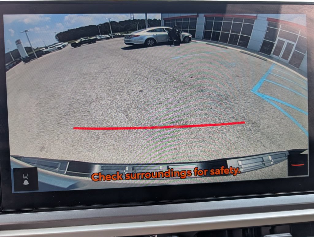 Used 2025 Toyota Tacoma TRD Sport w/ TRD Sport Upgrade Package AWD/4WD image 15