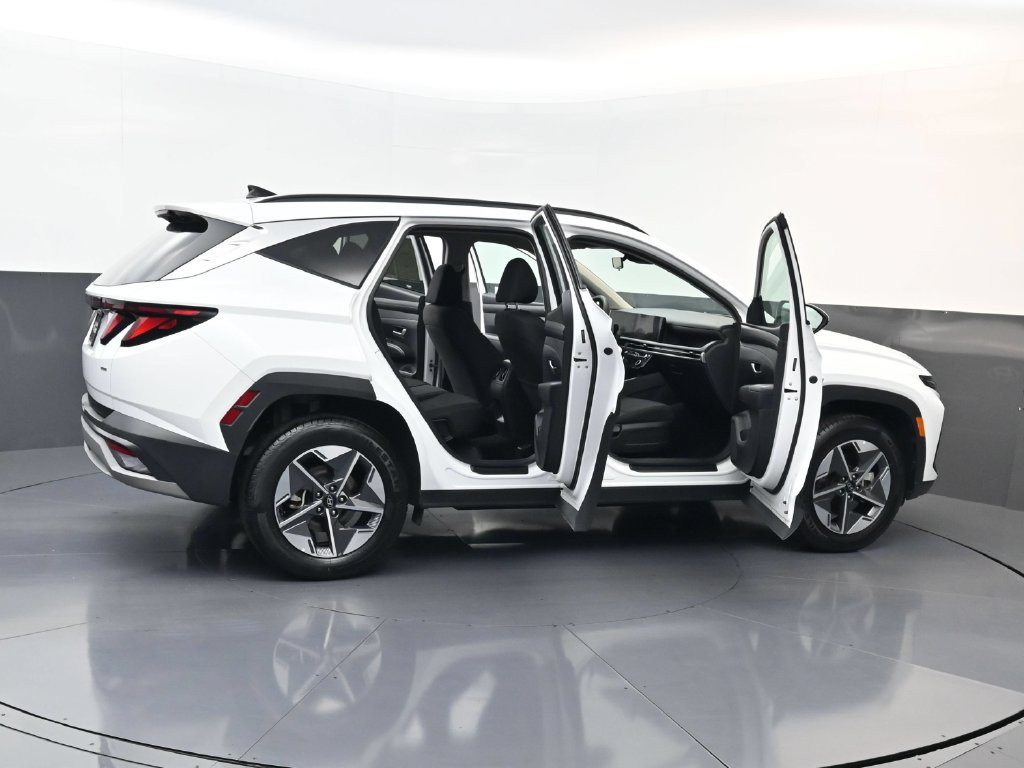 Certified 2025 Hyundai Tucson SEL AWD/4WD image 29