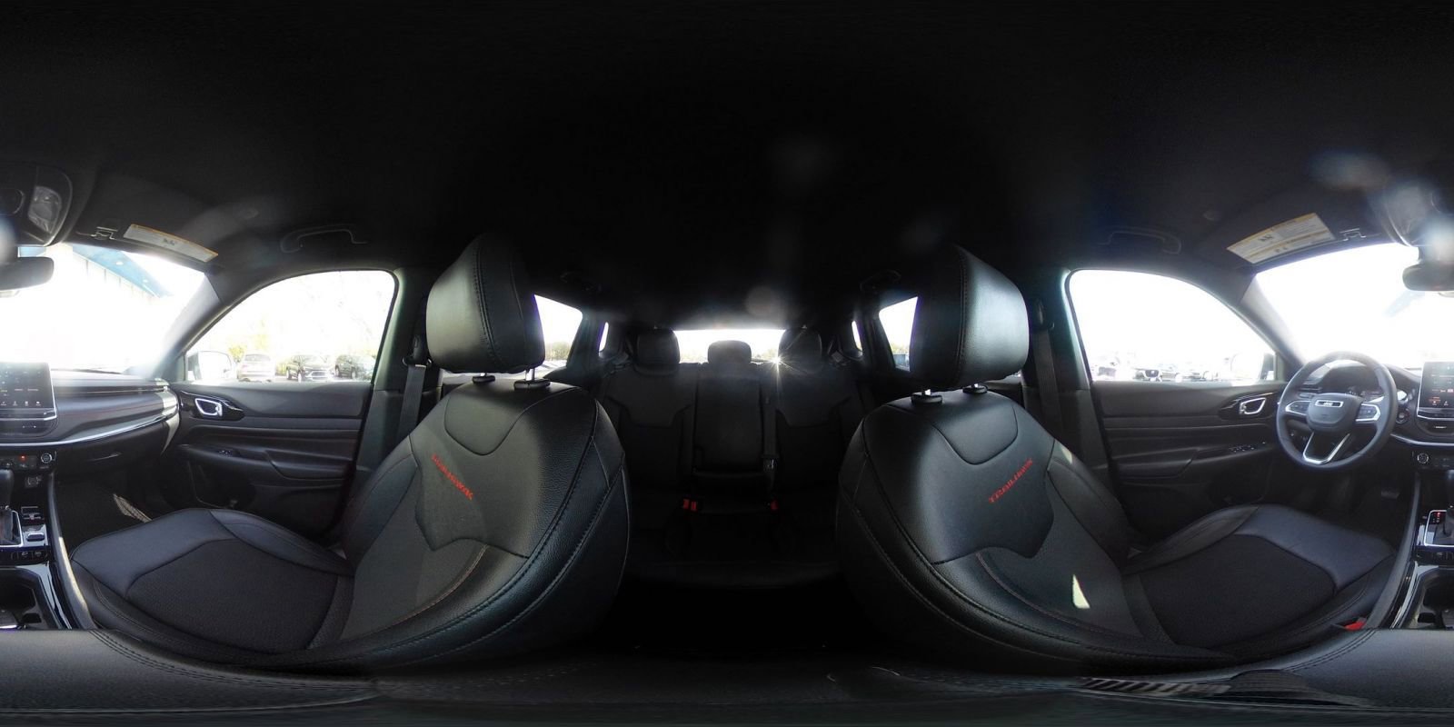 Used 2025 Jeep Compass Trailhawk image 41