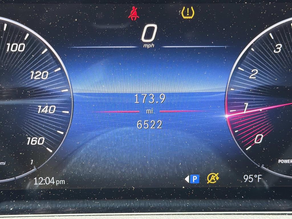Used 2025 Mercedes-Benz GLA 250 image 27