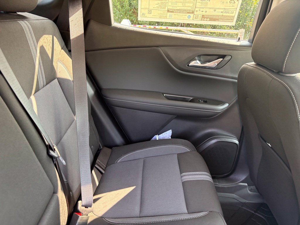New 2026 Chevrolet Blazer LT w/ LPO, Floor Liner Package FWD image 33