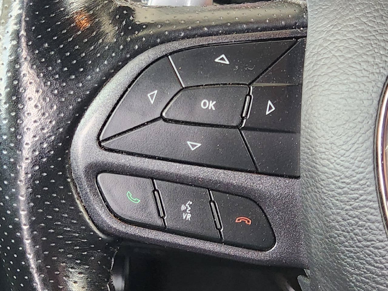 Used 2021 Dodge Durango R/T w/ Blacktop Package AWD/4WD image 27