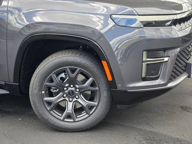 New 2026 Jeep Grand Wagoneer Limited AWD/4WD image 3