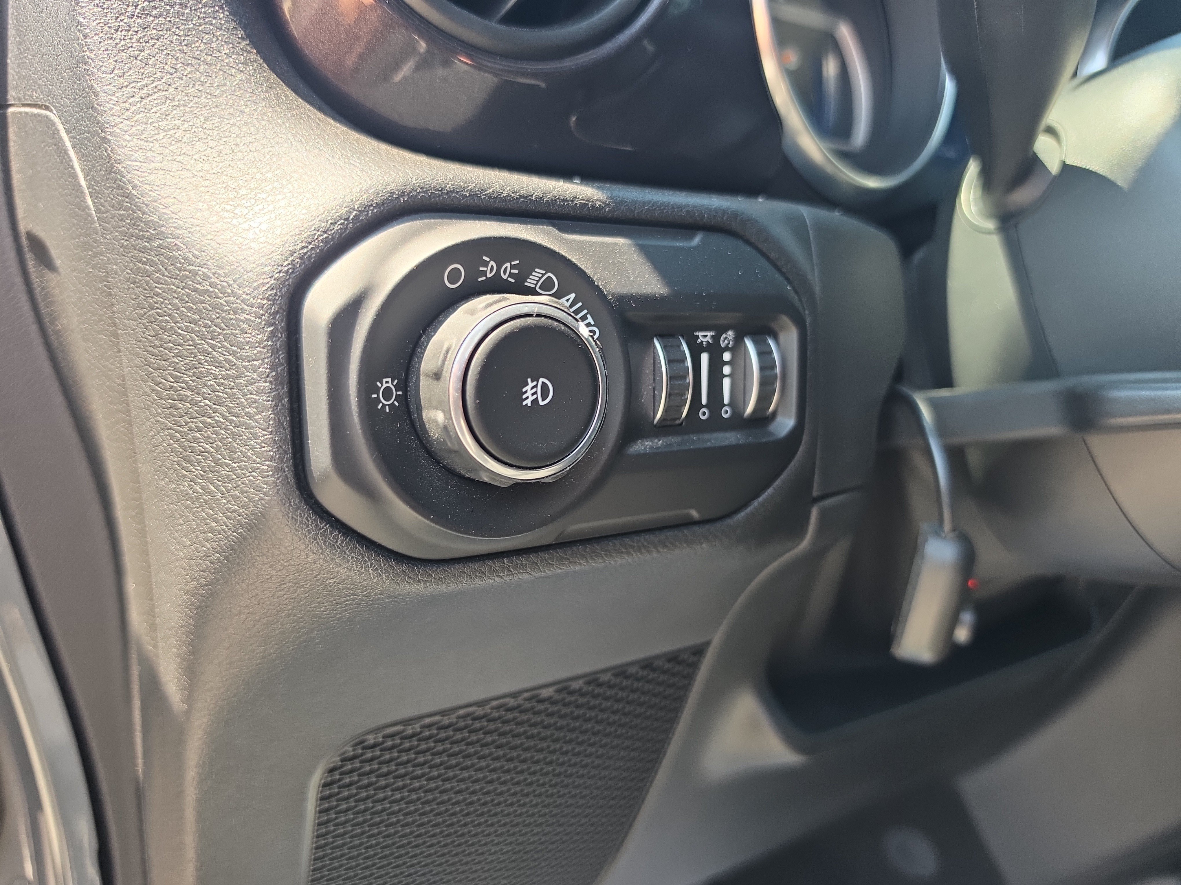 Used 2021 Jeep Wrangler Unlimited Sport AWD/4WD image 20