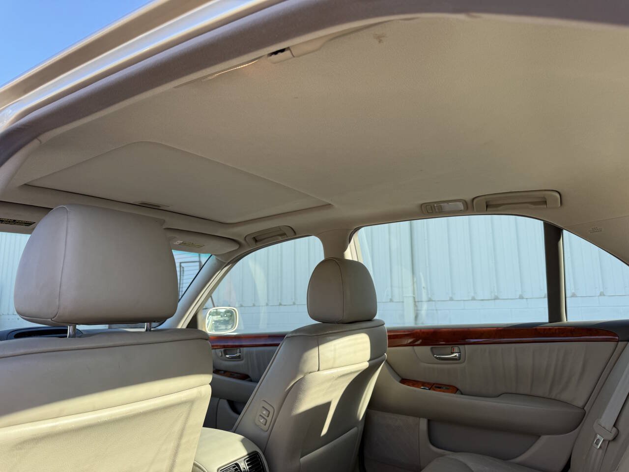 Used 2002 Lexus LS 430 RWD image 48