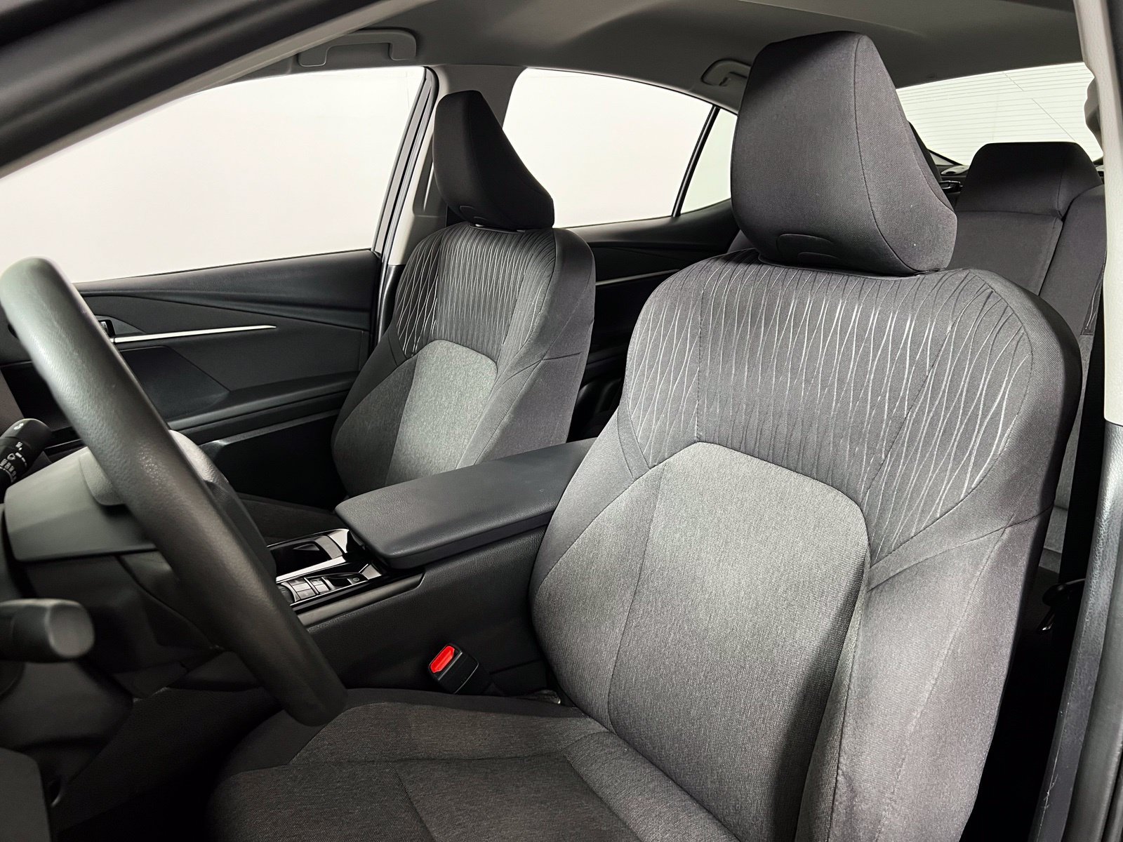 Certified 2025 Toyota Camry LE FWD image 13