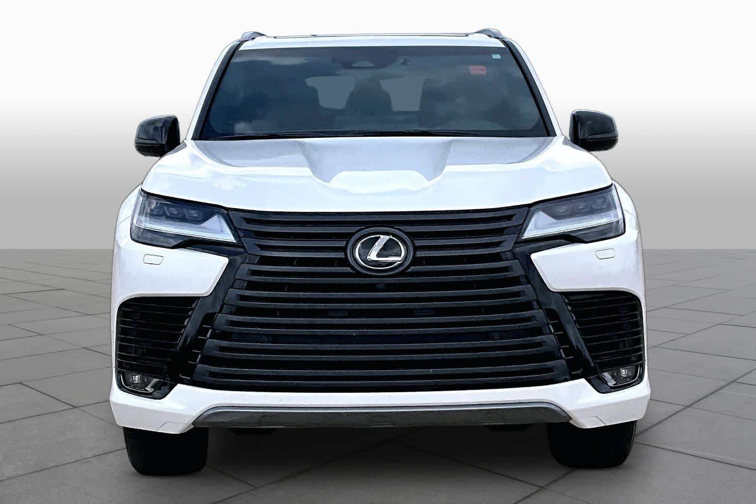 Certified 2025 Lexus LX 700h Luxury w/ Appearance Package AWD/4WD image 4