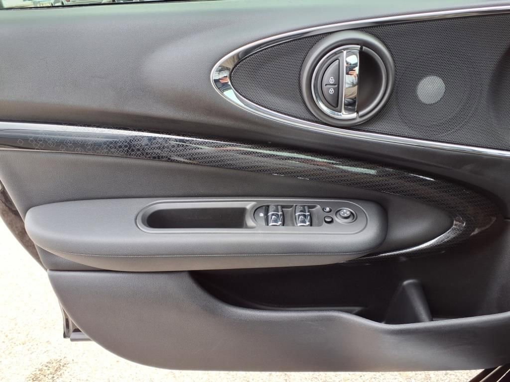Used 2023 MINI Cooper Clubman S image 26