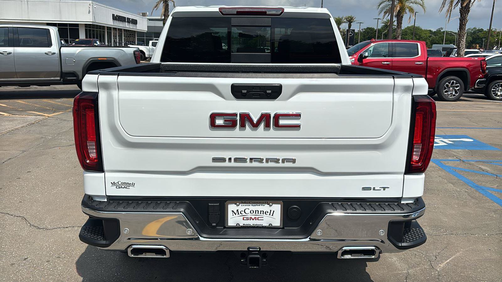 New 2026 GMC Sierra 1500 SLT w/ SLT Premium Plus Package AWD/4WD image 6
