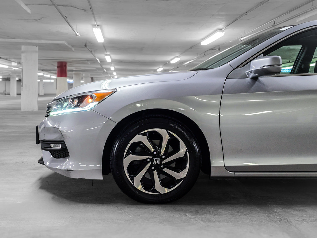 Used 2017 Honda Accord EX-L image 14