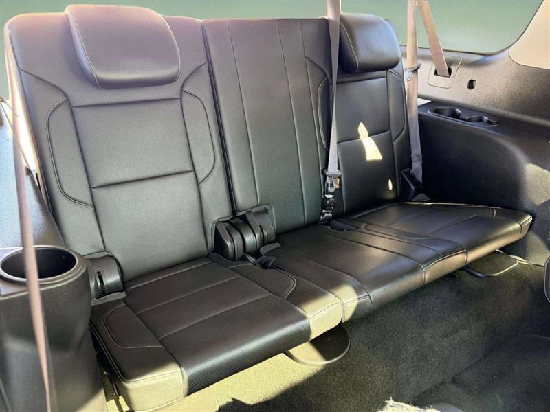 Used 2017 Chevrolet Suburban Premier image 19