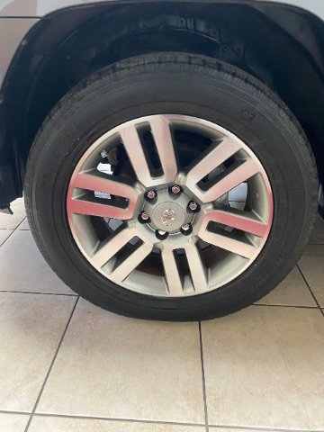 Used 2011 Toyota 4Runner Limited AWD/4WD image 25