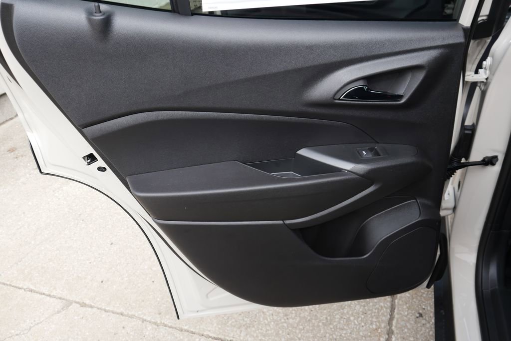 New 2026 Chevrolet Trax RS w/ Driver Confidence Package image 30