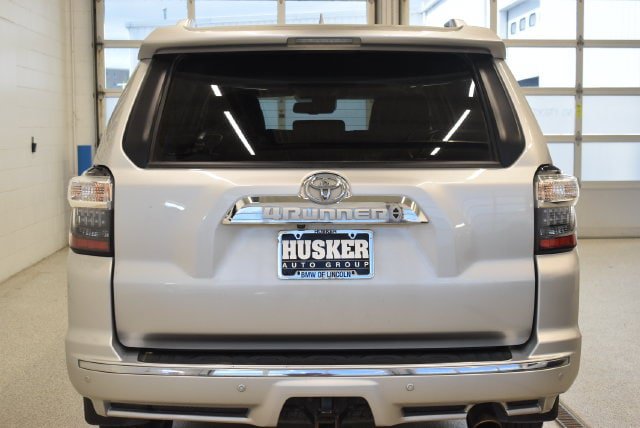 Used 2022 Toyota 4Runner Limited AWD/4WD image 11