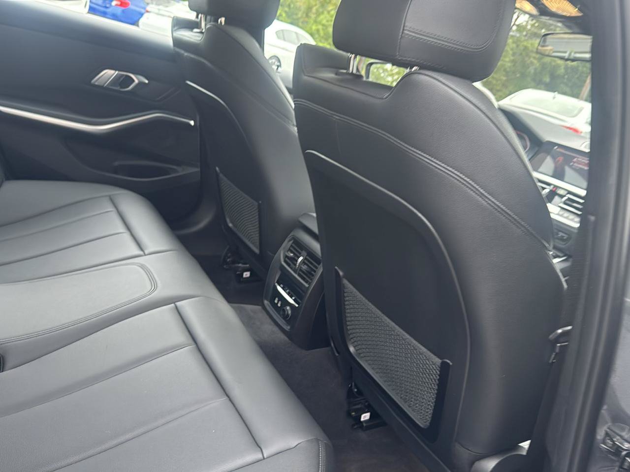 Used 2019 BMW 330i xDrive Sedan w/ M Sport Package AWD/4WD image 36