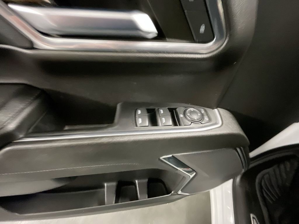 Used 2023 Chevrolet Silverado 1500 LT image 22