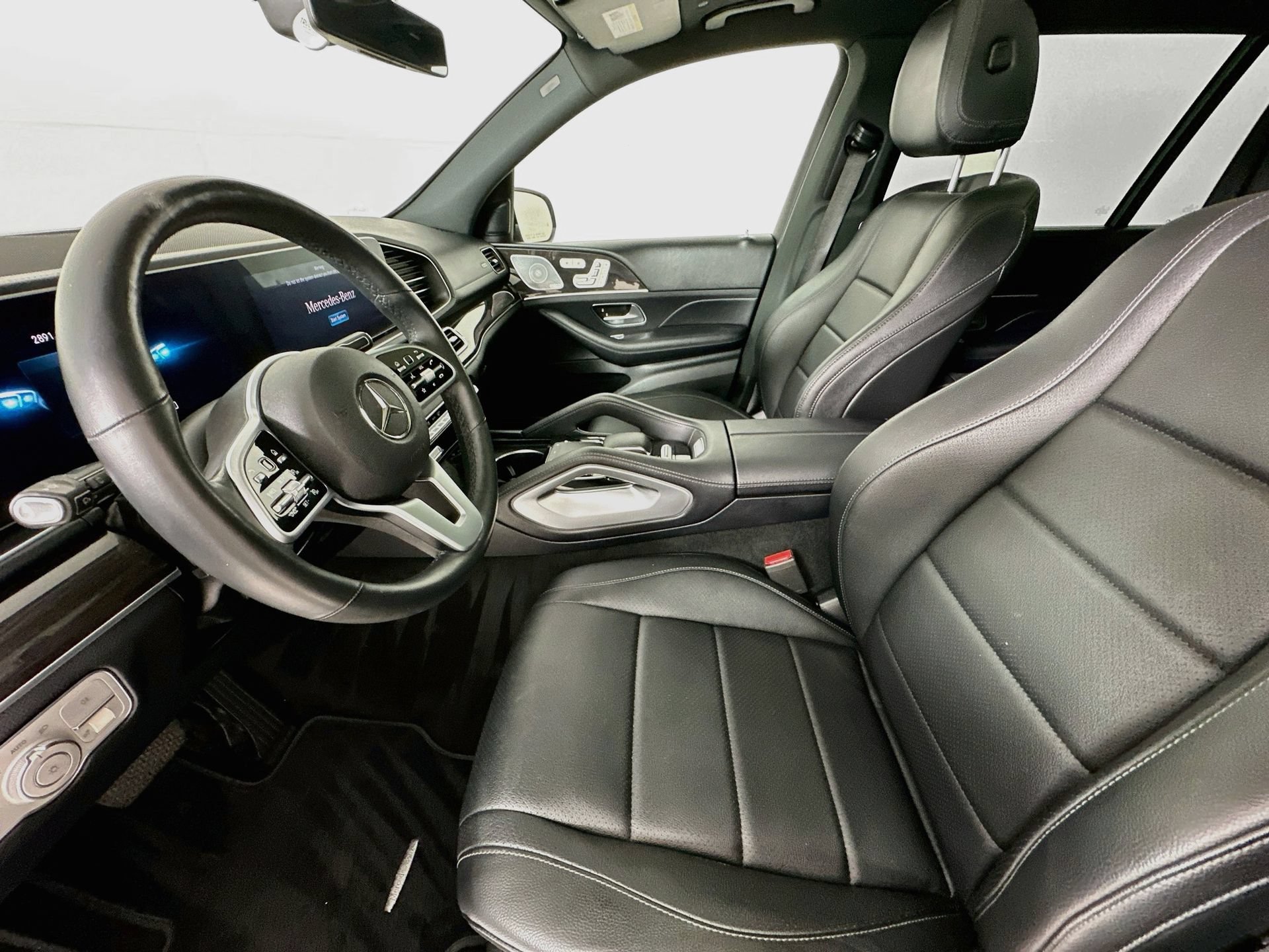 Used 2020 Mercedes-Benz GLS 450 4MATIC image 23