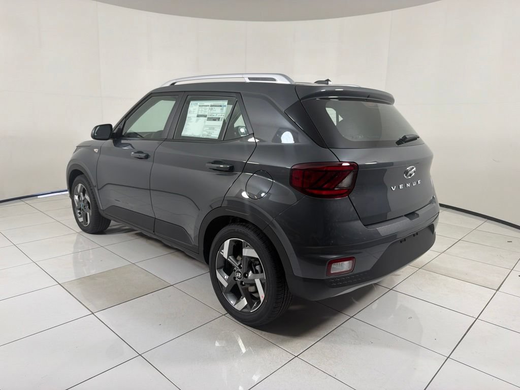 New 2026 Hyundai Venue SEL FWD image 7