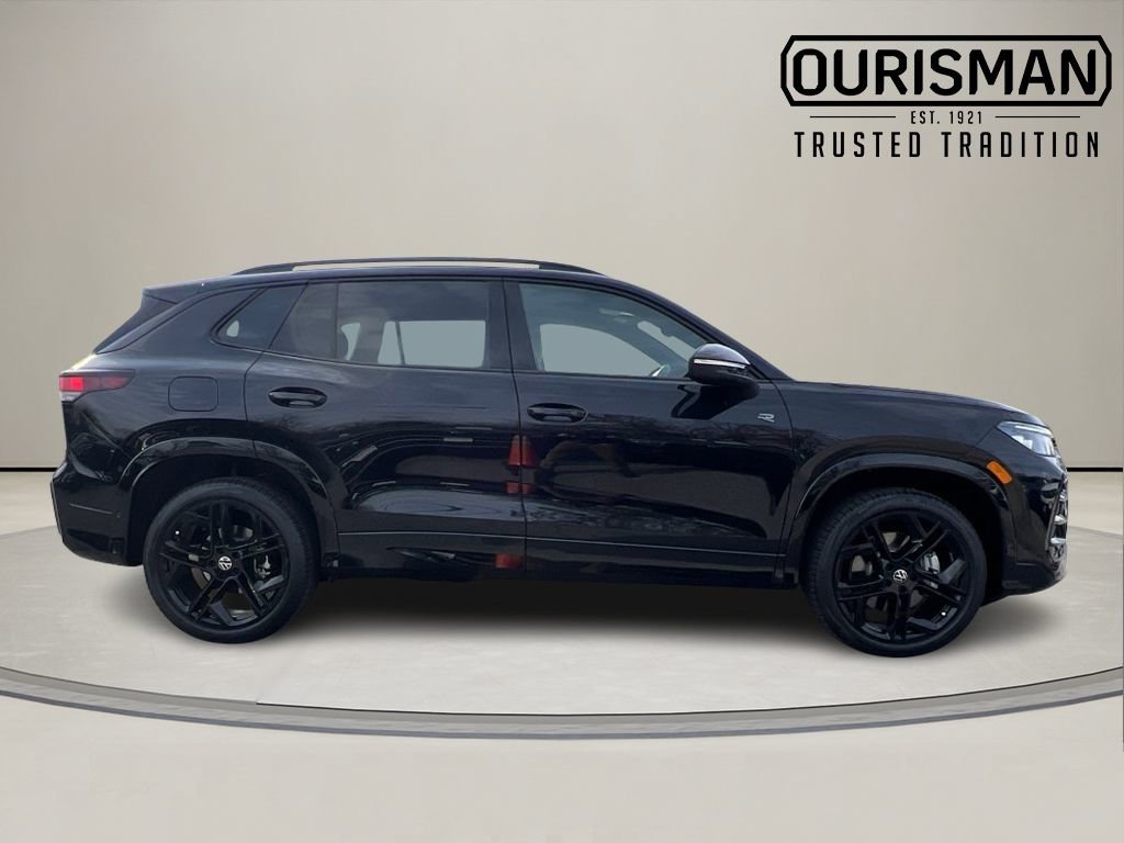 New 2026 Volkswagen Tiguan SE R-Line video 3