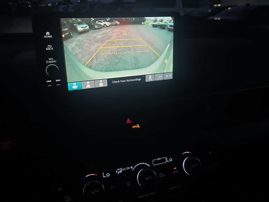 Used 2024 Honda Pilot Touring image 21