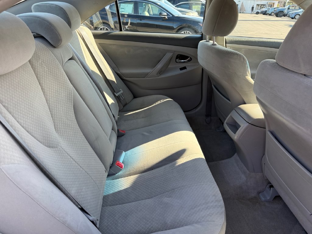 Used 2009 Toyota Camry LE FWD image 20