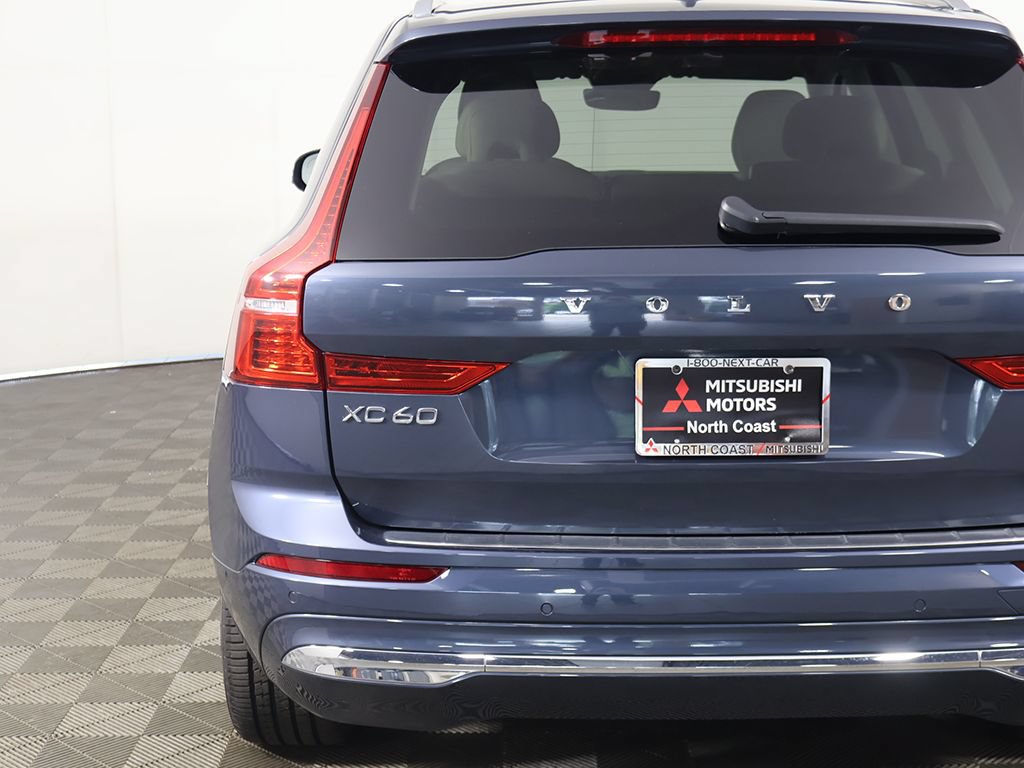 Used 2023 Volvo XC60 B6 Ultimate AWD/4WD image 15