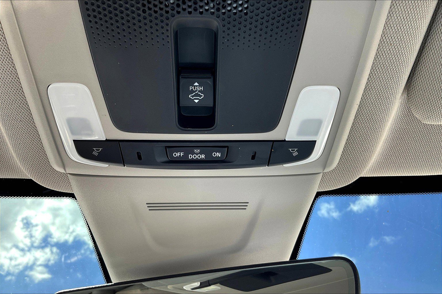 Used 2023 Honda CR-V EX-L image 31