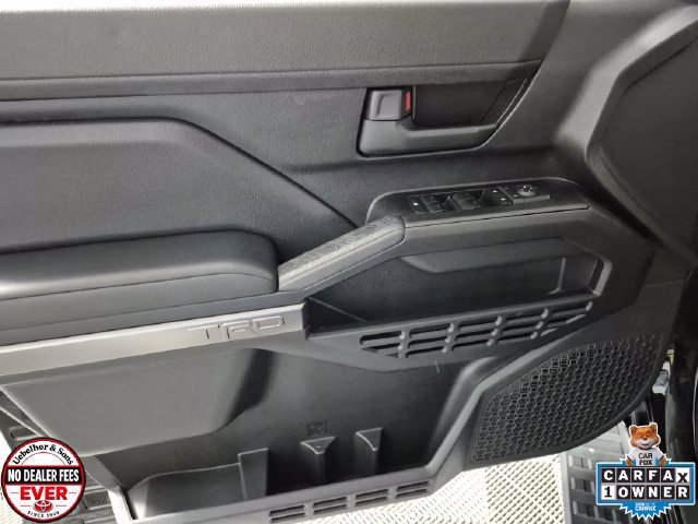 Certified 2025 Toyota 4Runner TRD Off-Road AWD/4WD image 15