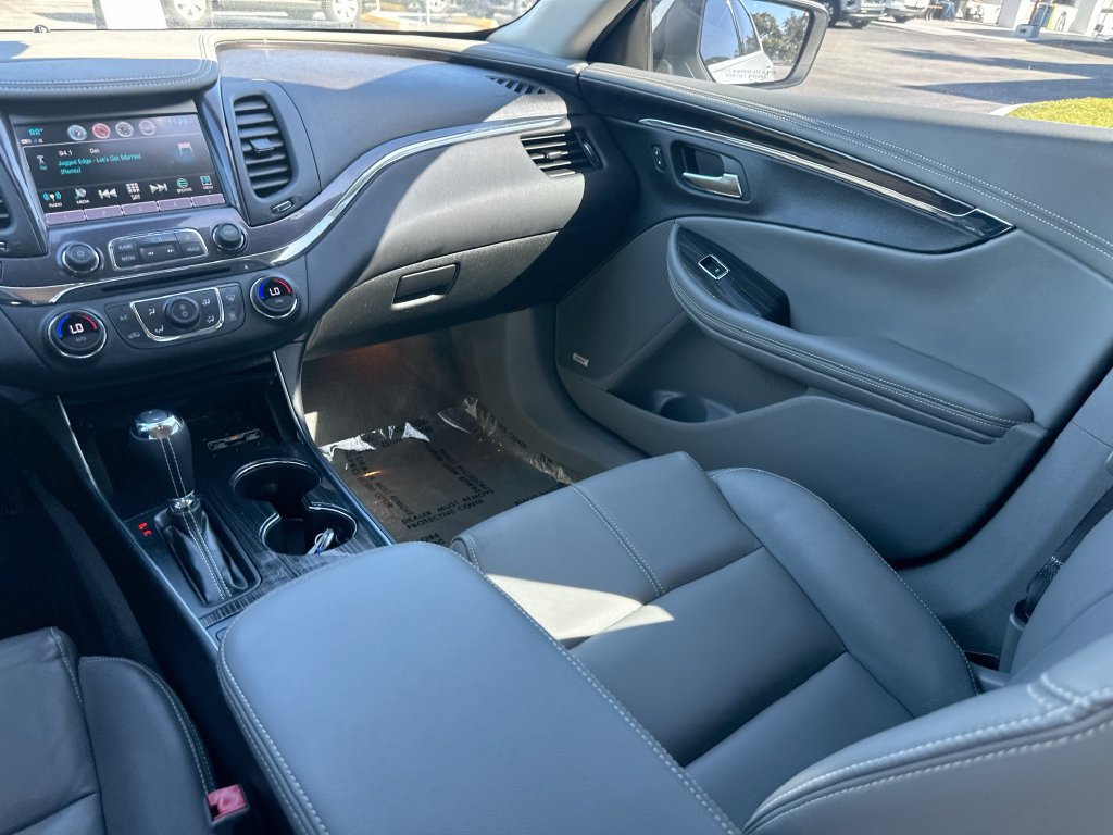 Used 2017 Chevrolet Impala LT w/ Leather Package FWD image 22