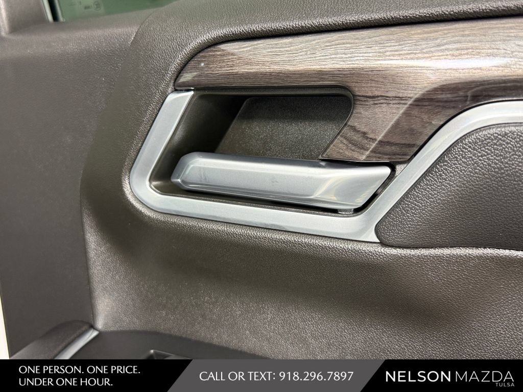 Used 2023 Chevrolet Silverado 1500 LTZ AWD/4WD image 39